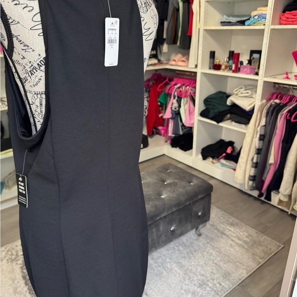 Mini black cocktail dress - Picture 3 of 5